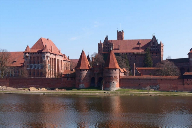 Polen - Geschichtsreise zu den Befestigungen im einstigen West- & Ostpreußen