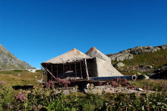 Schweiz - Rundreise zu den Befestigungsanlage in den Alpen
