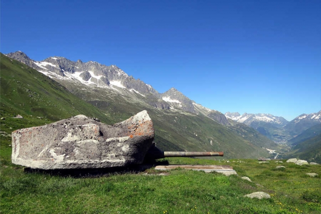 Schweiz - Rundreise zu den Befestigungsanlage in den Alpen