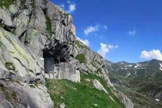 Schweiz - Rundreise zu den Befestigungsanlage in den Alpen